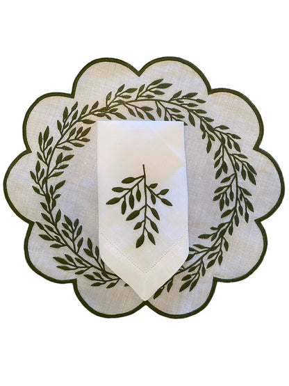 White & Floral Scalloped Embroidered Placemat & Napkin Set