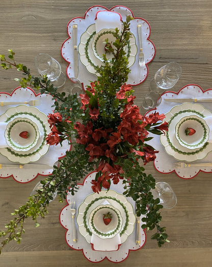 Scallop Red Dots - Placemat & Napkin Set